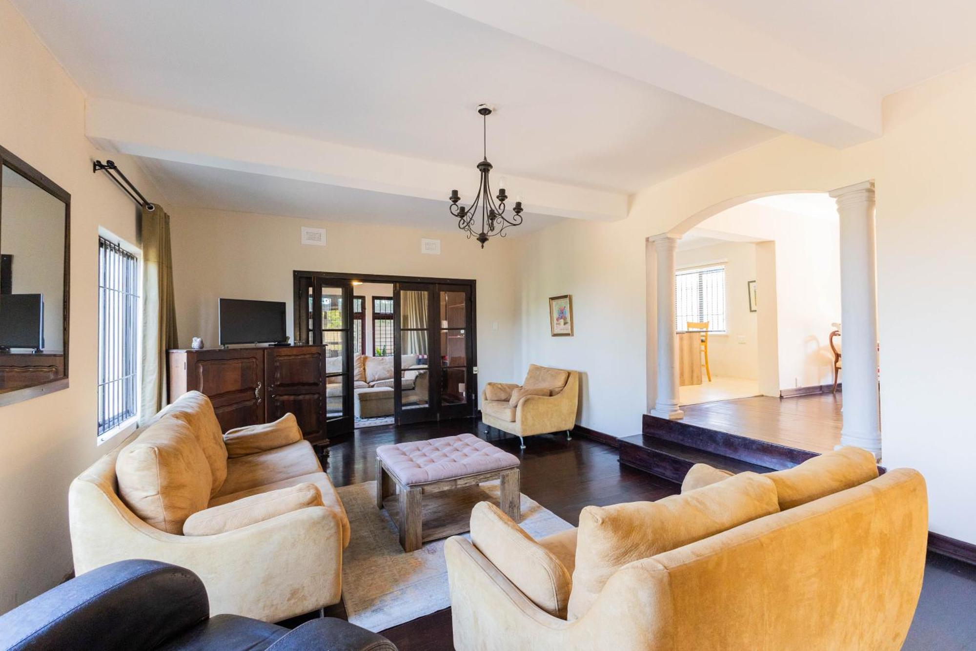 Durban Italian Villa 1&2 Экстерьер фото