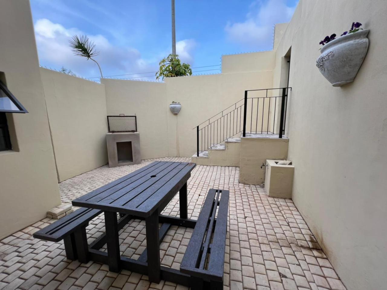 Durban Italian Villa 1&2 Экстерьер фото